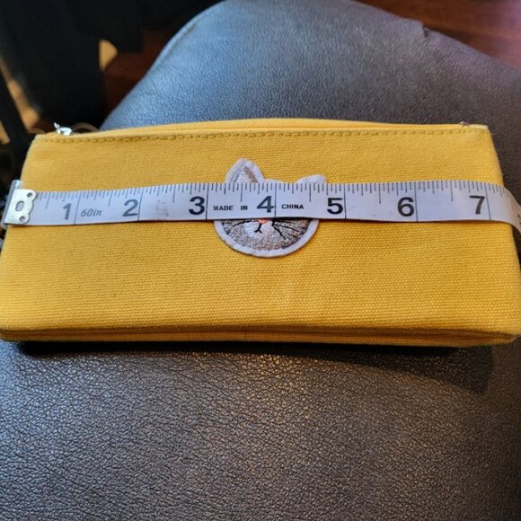 ANGRY LITTLE GIRLS Comic Wallet by Lela Lee in Yellow Sell Family - Picture 11 of 14